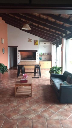 Salta, Casa con Asador y Pileta